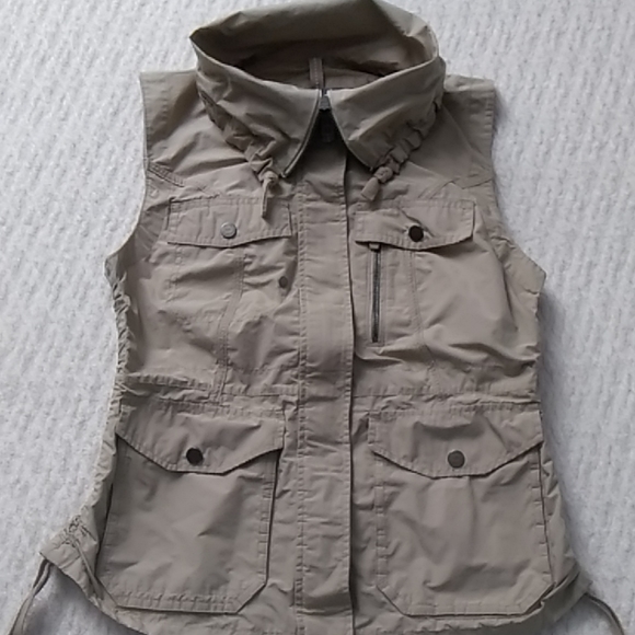 Eddie Bauer Jackets & Blazers - 📷 Eddie Bauer~Performance Vest 📷